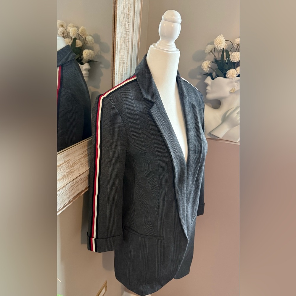 Express Women’s Small Office Business Casual Gray Blazer with‎ Striped Accents